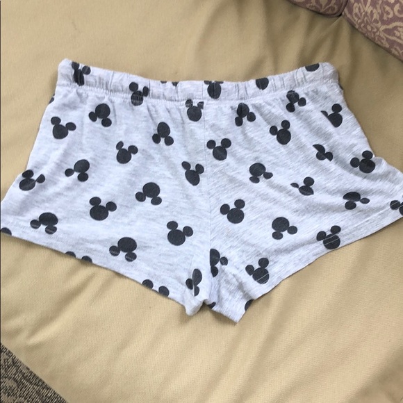 pajama shorts - Picture 2 of 3